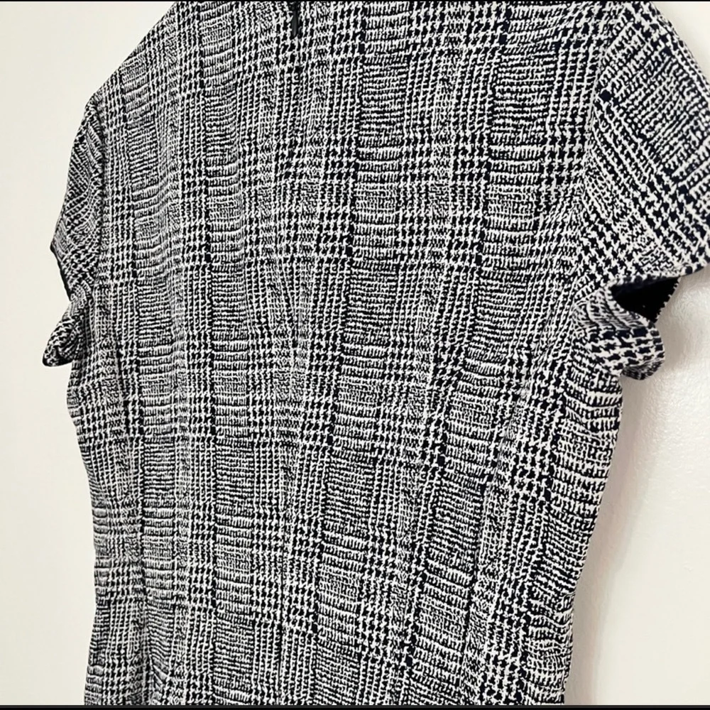 Escada Short Sleeve Glen Check Sheath Dress - Picture 4 of 8